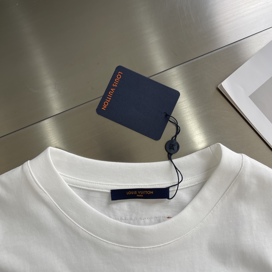 Louis Vuitton Men's 25SS Embroidered Logo T-Shirt, Stylish and Comfortable 4 cmp i1742813922832 5612 0 1