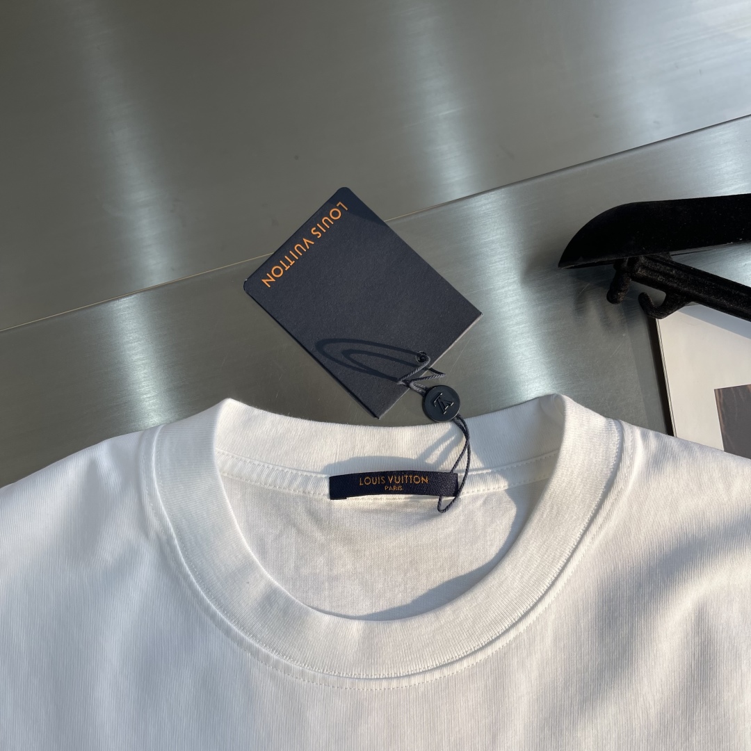 Louis Vuitton 2025 Rhinestone T-Shirt, Premium Cotton, Unisex Style 4 cmp i1742814784603 1760 0 0