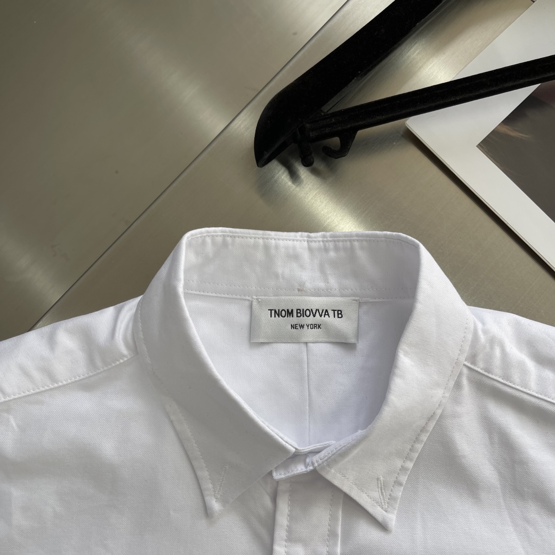 Thom Browne White Oxford Shirt with Snake Embroidery and Four-Bar Stripe 3 cmp i1742815543265 4449 0 0