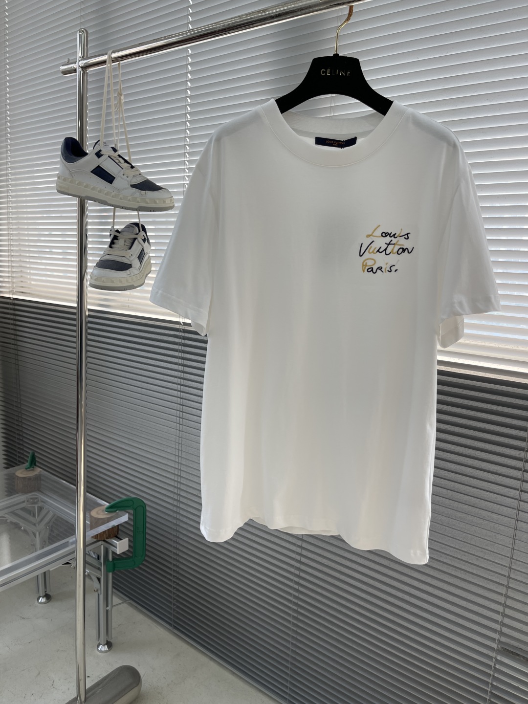 Louis Vuitton Men's 25SS Embroidered Logo T-Shirt, Stylish and Comfortable 1 cmp i1742816670634 9942 0 5