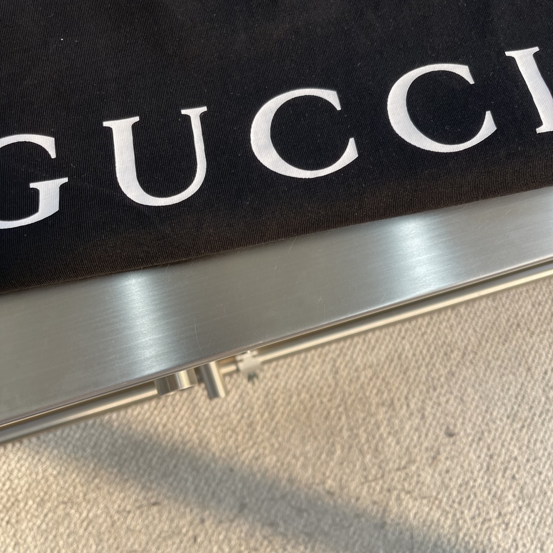Gucci Logo Print Cotton T-Shirt, Classic Short Sleeve Tee for Men and Women 5 cmp i1742896539664 9535 0 1