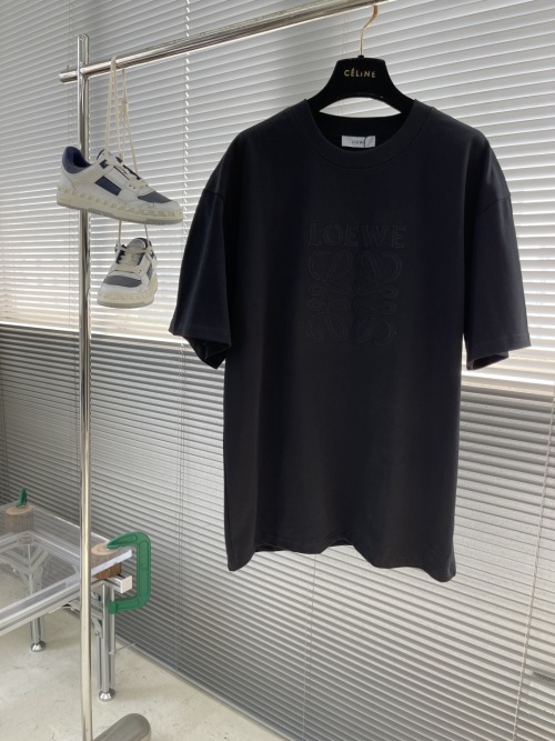 Loewe Men's Black Cotton T-Shirt with Embroidered Anagram Logo - Casual Style 1 Loewe Men's Black Cotton T-Shirt with Embroidered Anagram Logo - Casual Style