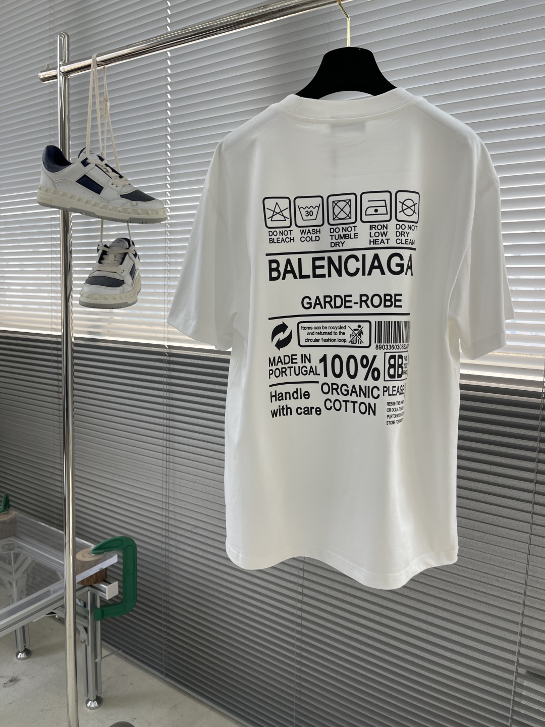 Balenciaga 25SS Graphic Print Cotton T-Shirt - Street Style Tee 8 cmp i1742902171342 4496 0 7