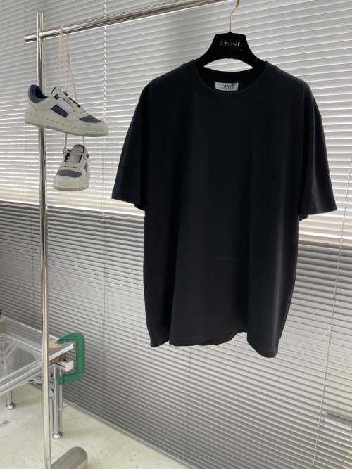 Loewe 2024 Spring/Summer Relaxed Fit Short Sleeve T-Shirt with Logo Detail 1 Loewe 2024 Spring/Summer Relaxed Fit Short Sleeve T-Shirt with Logo Detail
