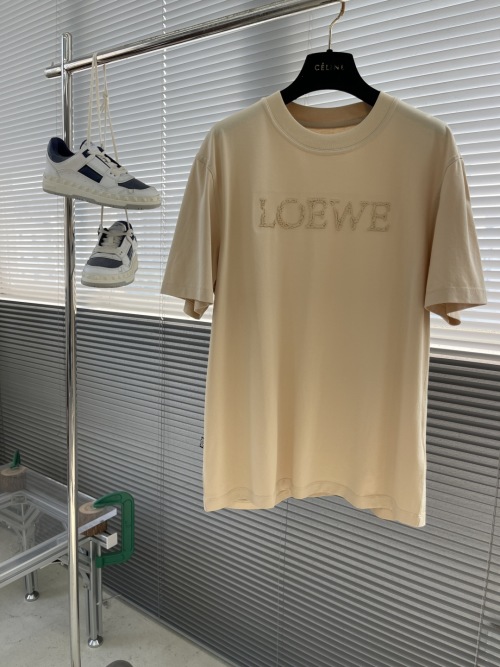 Loewe Embroidered Logo T-Shirt 80s Combed Cotton Short Sleeve Tee 1 Loewe Embroidered Logo T-Shirt 80s Combed Cotton Short Sleeve Tee
