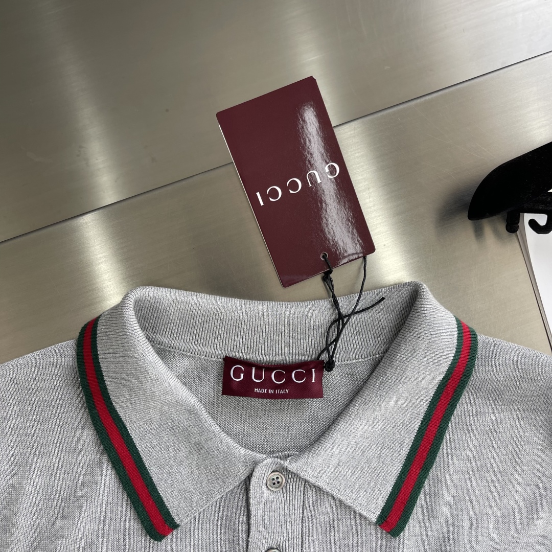 Gucci Men's Gray Polo Shirt With Contrasting Trim - Short Sleeve 3 cmp i1742982819109 5782 0 0