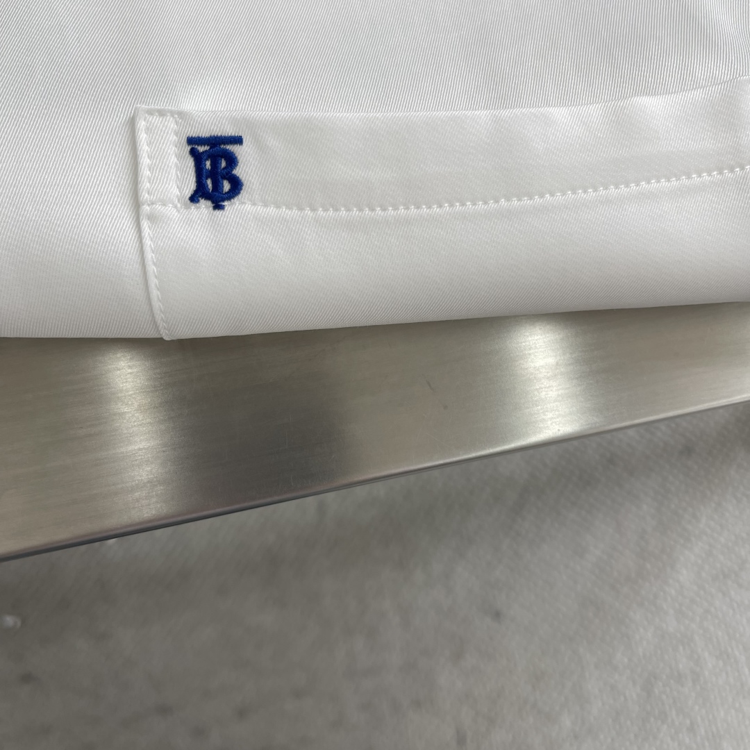 Burberry Men's Modern-Fit Long-Sleeve Shirt - White 4 cmp i1742983186128 2658 0 1