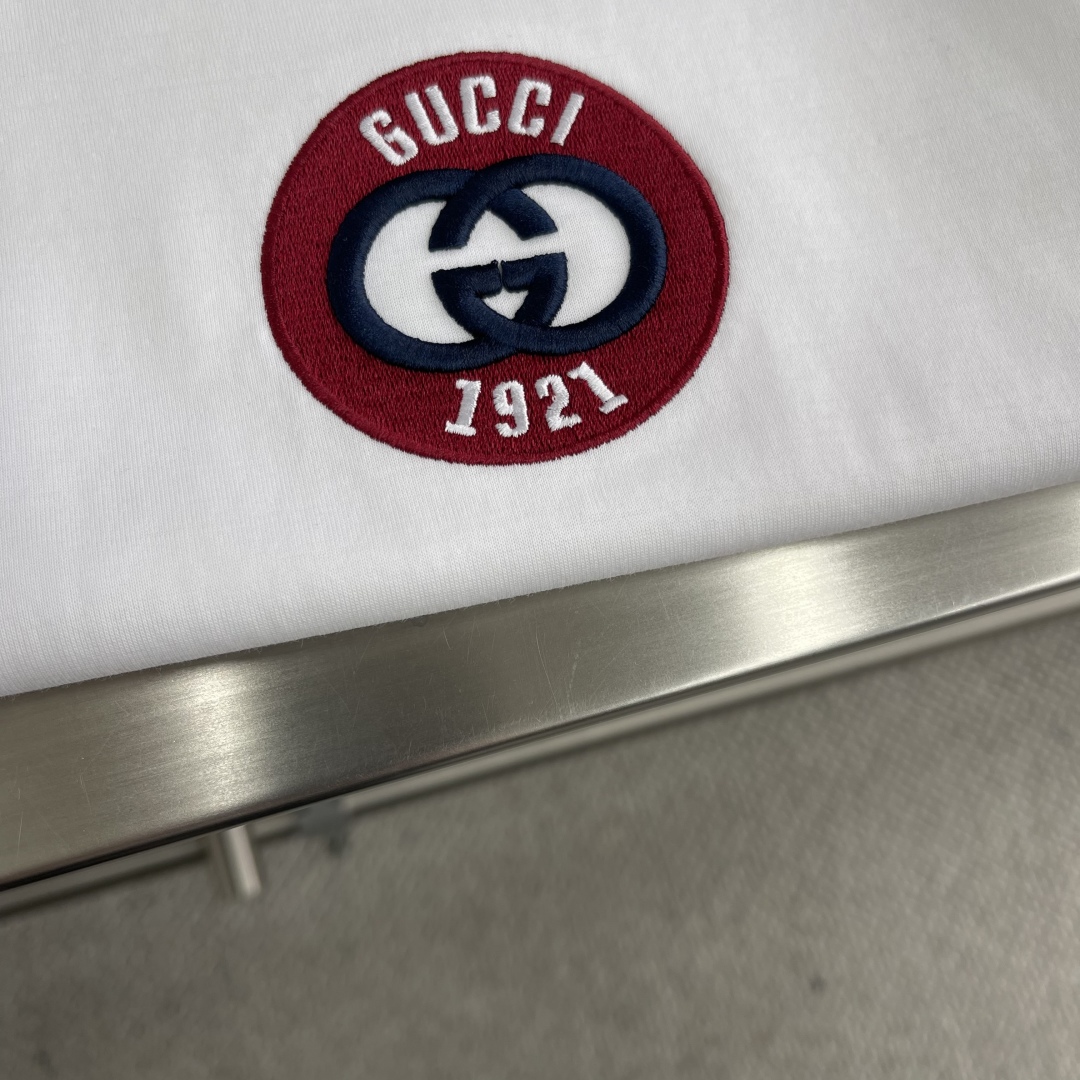 Gucci Embroidered Logo Tee - High-Quality Cotton, Unisex Design 5 cmp i1743244939395 7531 0 2