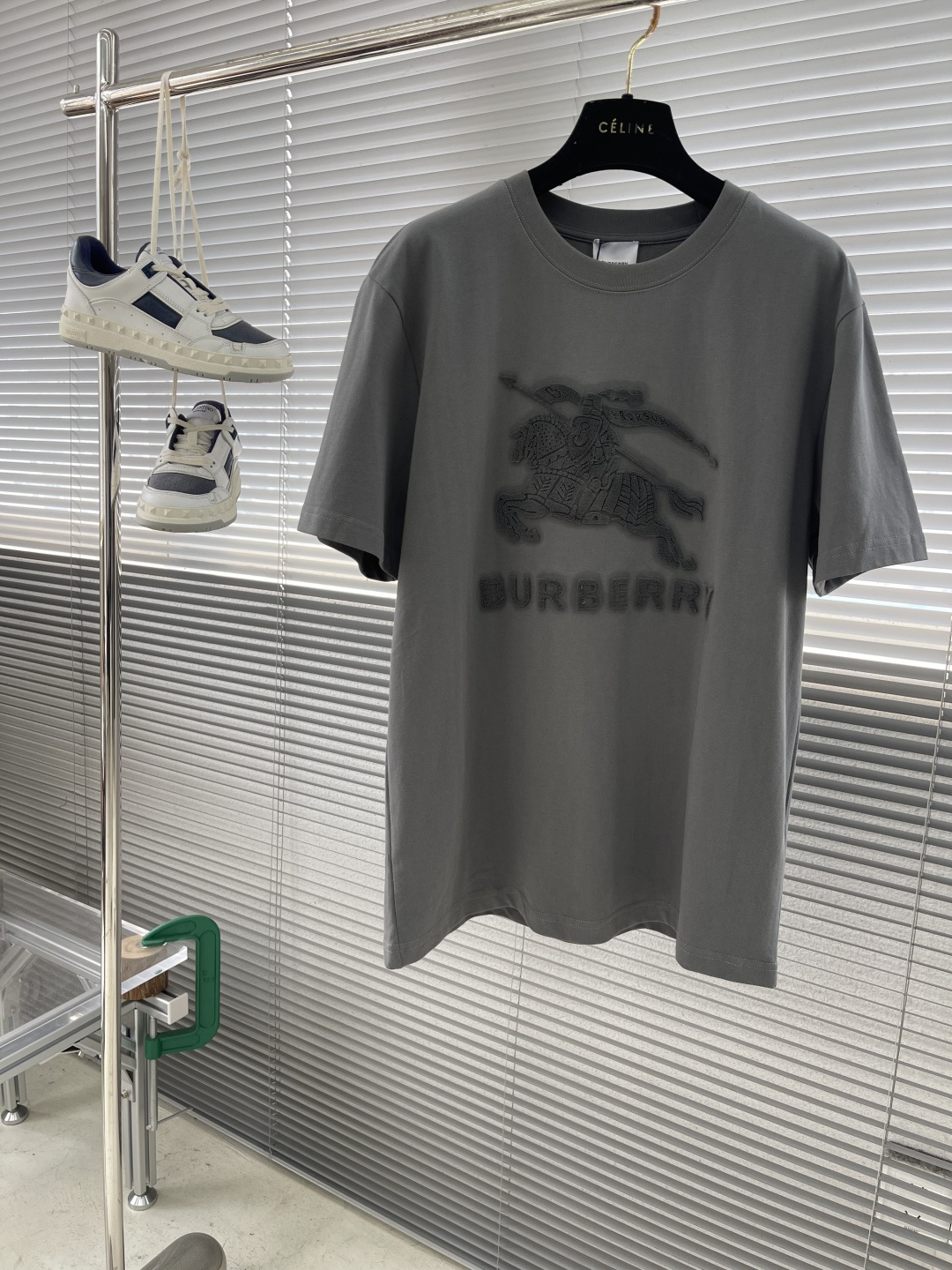 Burberry Men's Gray T-Shirt with Equestrian Knight Logo - Summer Collection