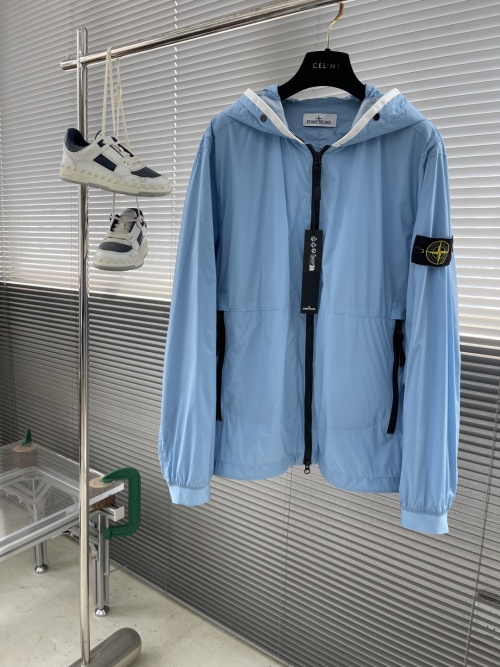 Stone Island 25 Windbreaker Jacket - Soft, Breathable, and Stylish 1 Stone Island 25 Windbreaker Jacket - Soft, Breathable, and Stylish