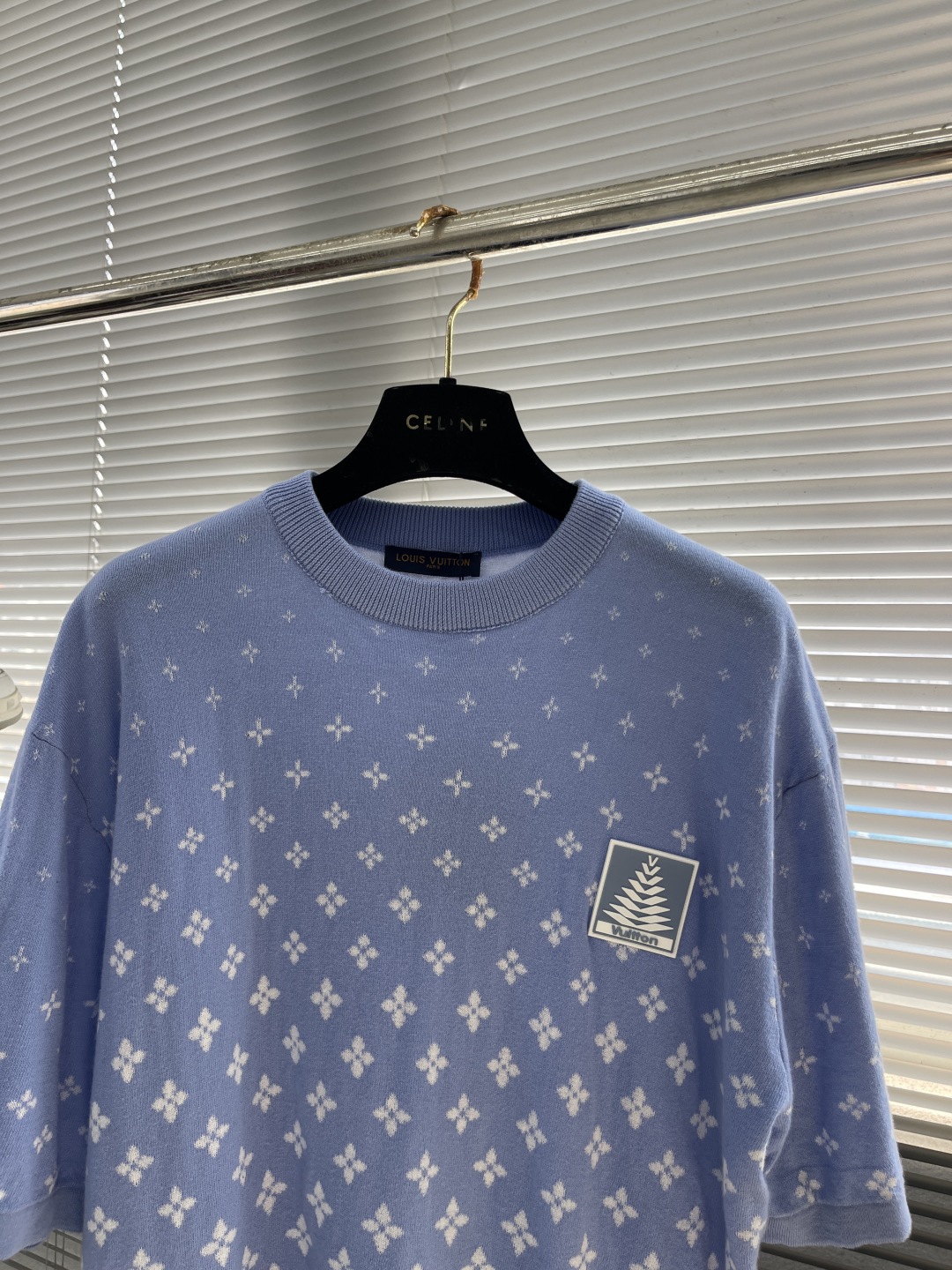 Louis Vuitton 2025 Spring/Summer Blue Cotton T-Shirt with Floral Pattern 2 cmp i1743489141458 765 0 7