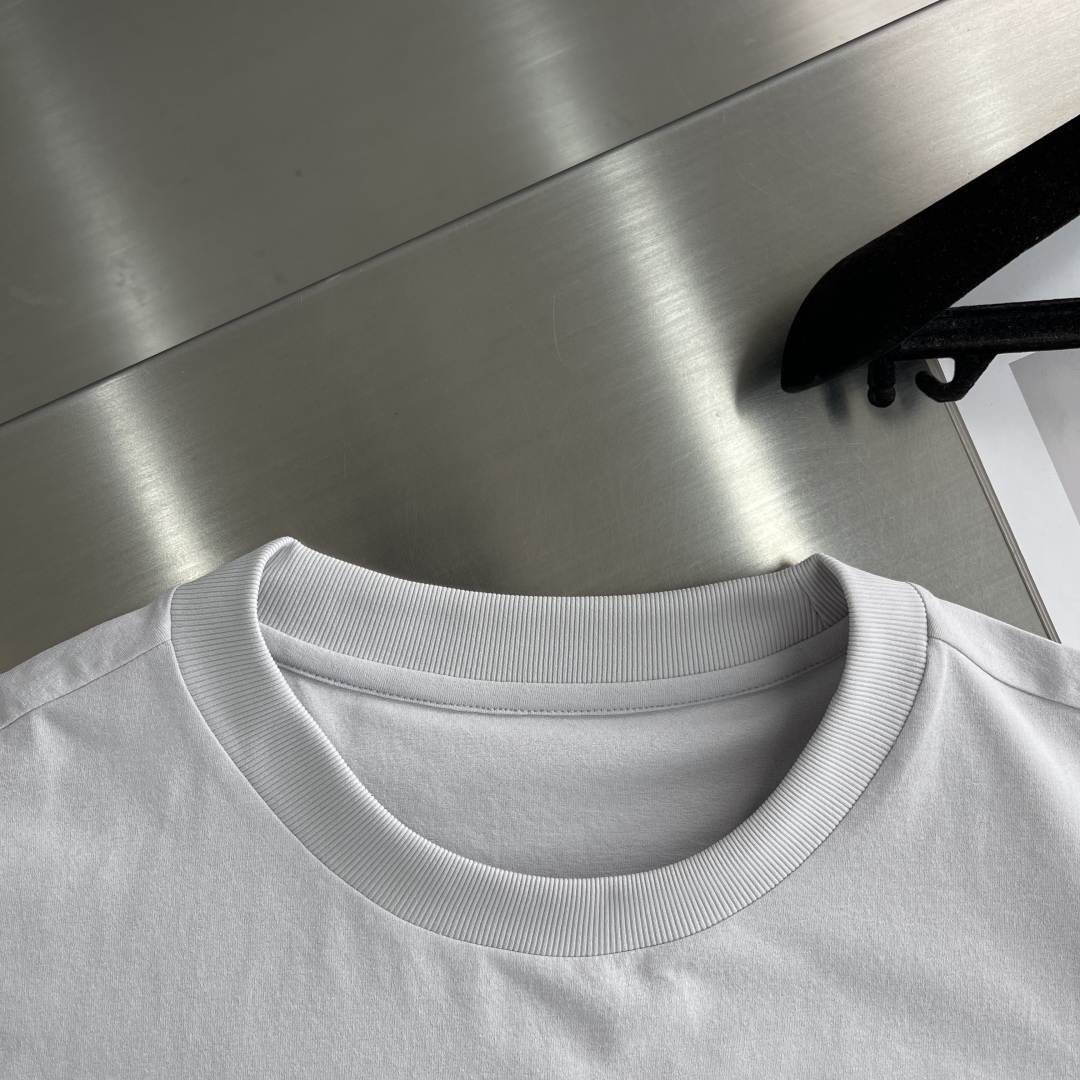 Celine 2025 Spring/Summer White Cotton Short Sleeve T-Shirt - Plus Sizes 3 cmp i1743493032331 4693 0 0