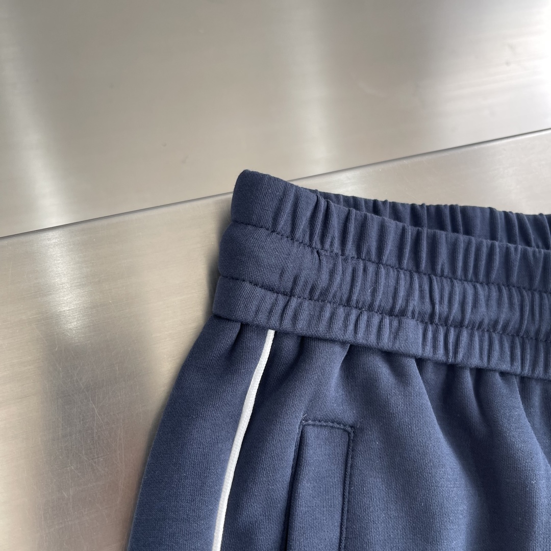 Gucci Men's Navy Blue Jogger Pants with White Logo and Side Stripes 4 cmp i1743495799750 8877 0 2