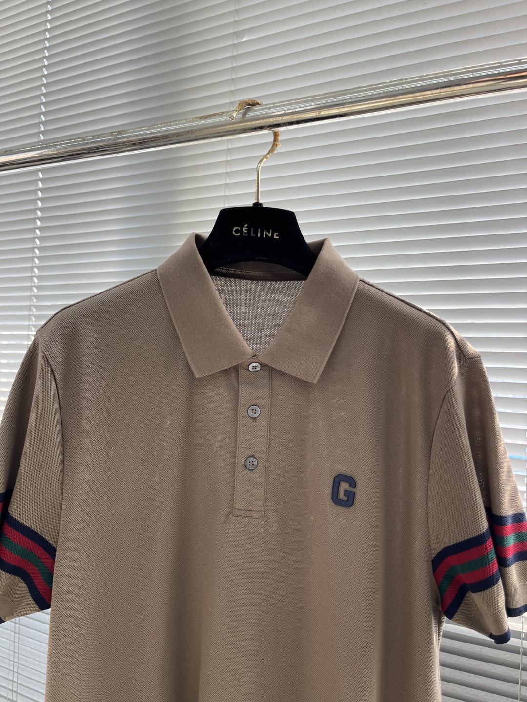 Gucci Men's Beige Knit Polo Shirt with Striped Sleeves - Classic Fit 2 cmp i1743500819884 2728 0 6