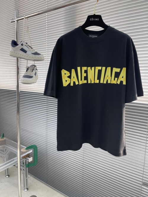 Balenciaga Men's Black Cotton T-Shirt with Yellow Logo Print, Casual Style 1 Balenciaga Men's Black Cotton T-Shirt with Yellow Logo Print, Casual Style