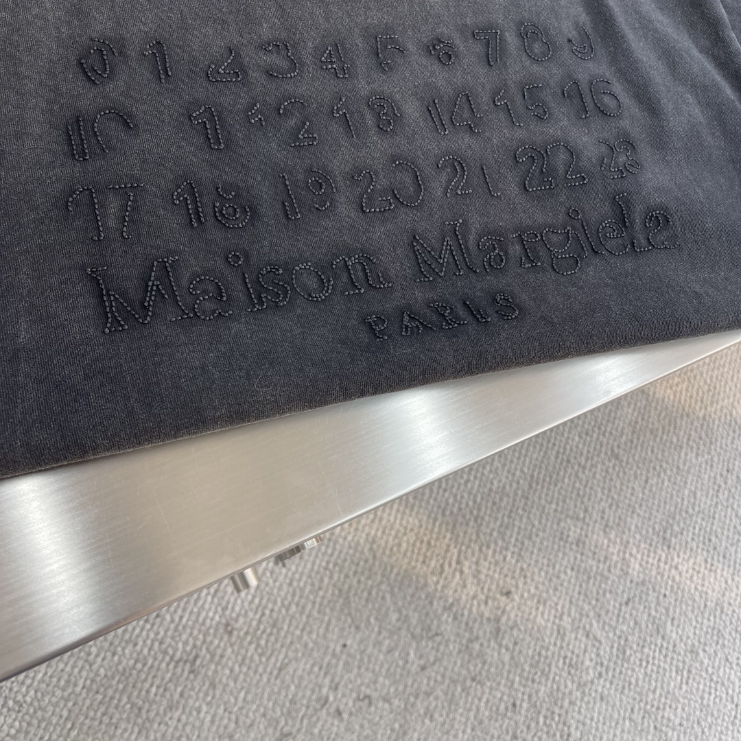 MM6 Maison Margiela Distressed-Wash Cotton Tee - Stylish and Comfortable 7 cmp i1743594877777 5297 0 4