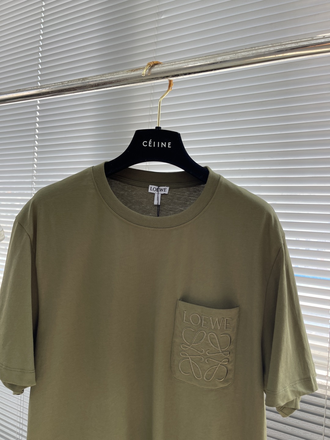 Loewe Anagram Embroidery Pocket T-Shirt Lightweight Cotton Crew Neck Tee 2 cmp i1743598441176 8417 0 6