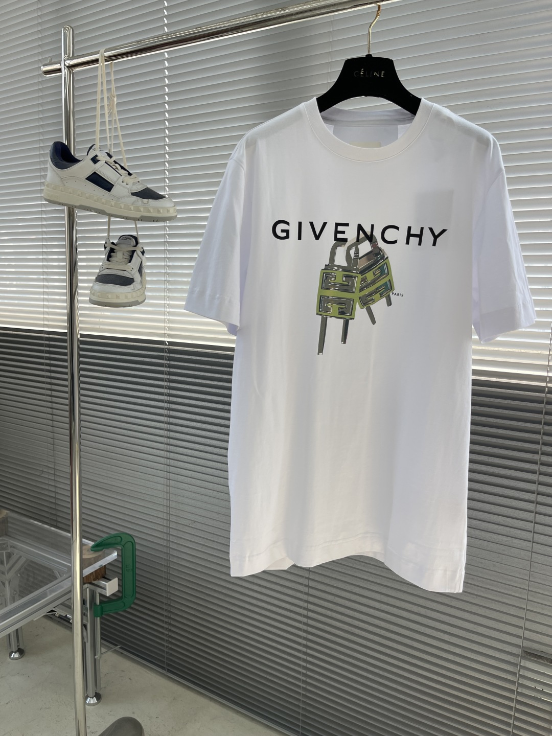 GIVENCHY Men's White Cotton T-Shirt with Padlock Graphic Print