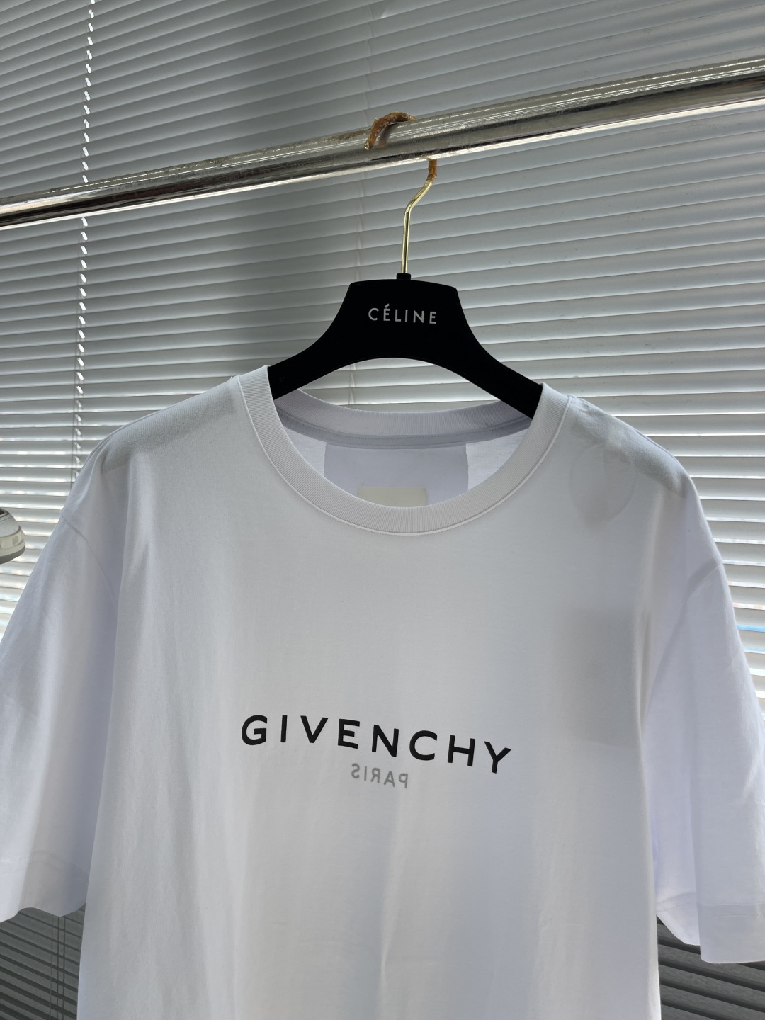 GVC Reversible Logo Printed Short Sleeve Shirt, Soft and Comfortable 2 cmp i1743598839920 6839 0 7