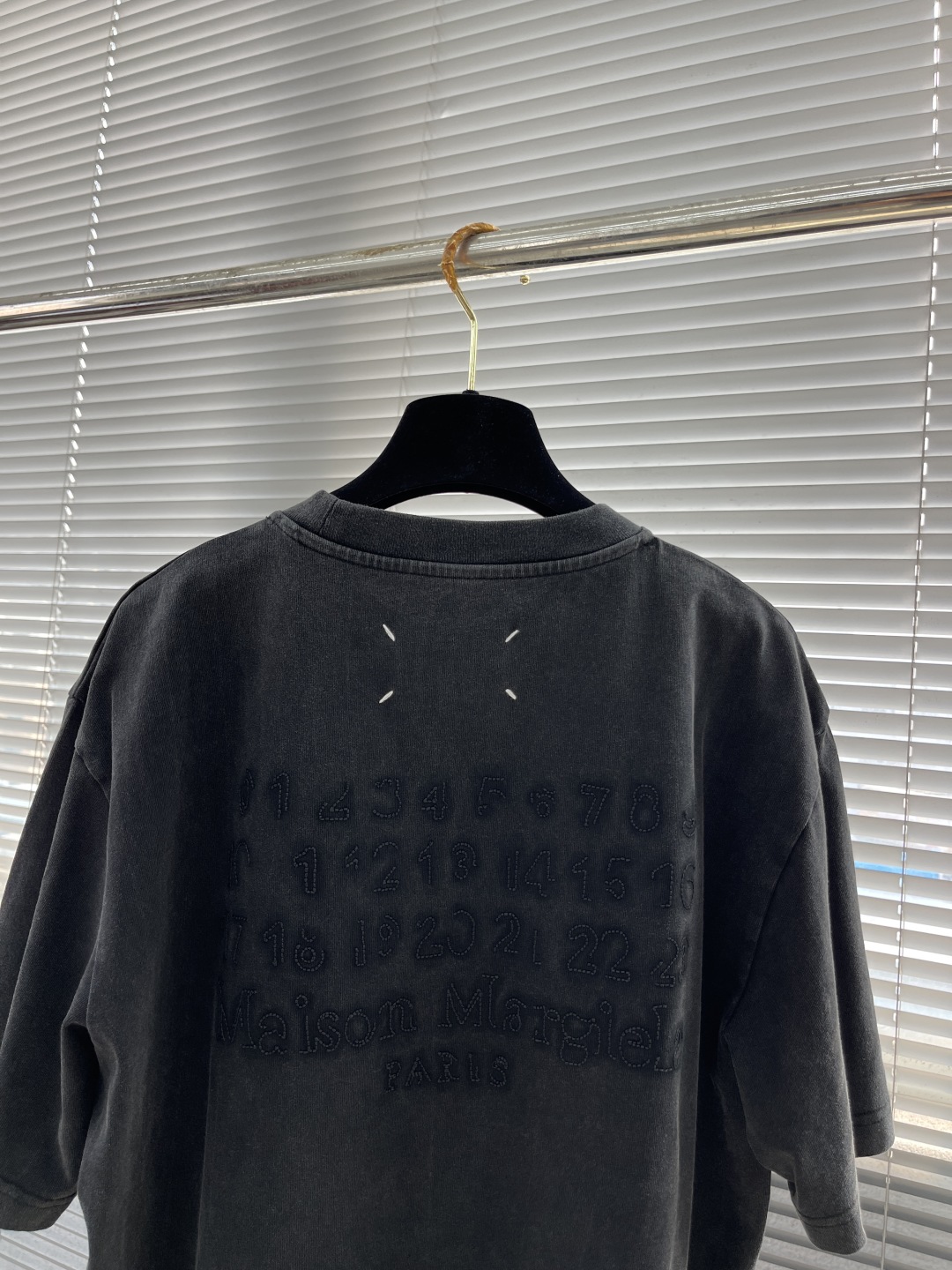 MM6 Maison Margiela Distressed-Wash Cotton Tee - Stylish and Comfortable 8 cmp i1743678272962 1765 0 7