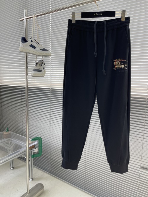 Burberry Men's Spring/Summer 2025 Casual Sweatpants with Brand Logo 1 Burberry Men's Spring/Summer 2025 Casual Sweatpants with Brand Logo