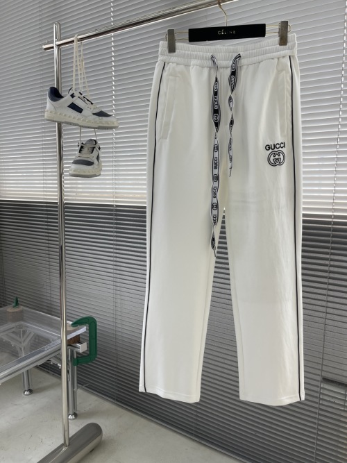 Gucci Spring/Summer 2025 Casual Sweatpants With Classic Brand Logo 1 Gucci Spring/Summer 2025 Casual Sweatpants With Classic Brand Logo