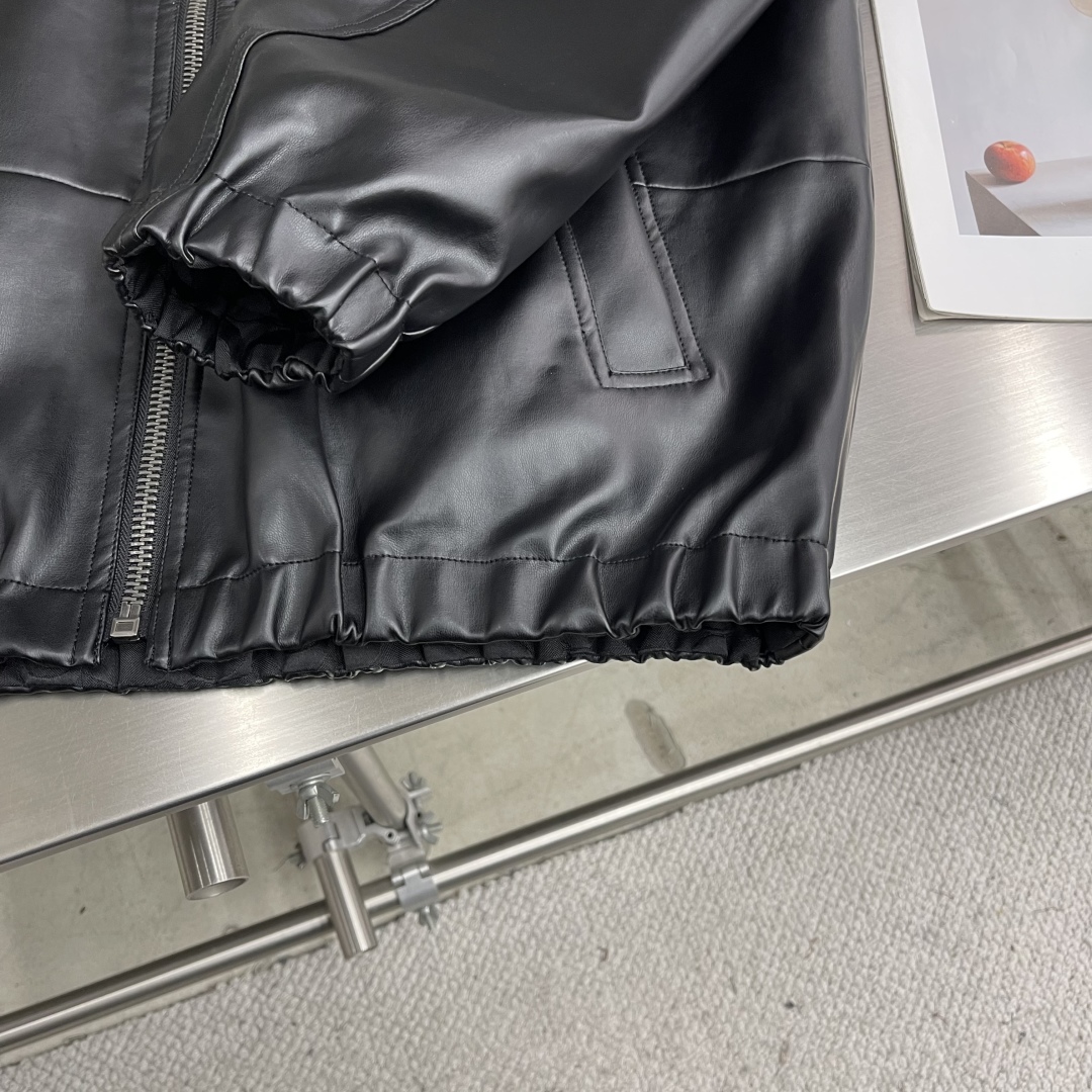 Coach Men's Reversible Trainer Jacket Loose Hooded Coat | Leather Jacket 7 cmp i1743848297521 3595 0 4