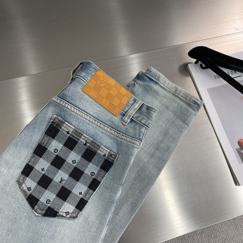 Louis Vuitton 25SS Casual Denim Jeans: Comfortable, Stylish, and Durable 1 Louis Vuitton 25SS Casual Denim Jeans: Comfortable, Stylish, and Durable