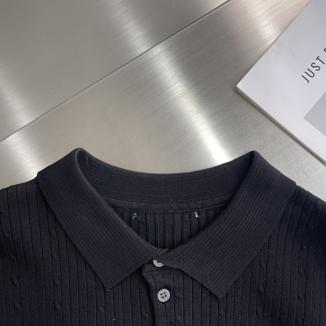 Thom Browne Men's Four-Bar Knit Polo Shirt - Soft, Refined Summer Essential 4 cmp i1743849455189 9433 0 0