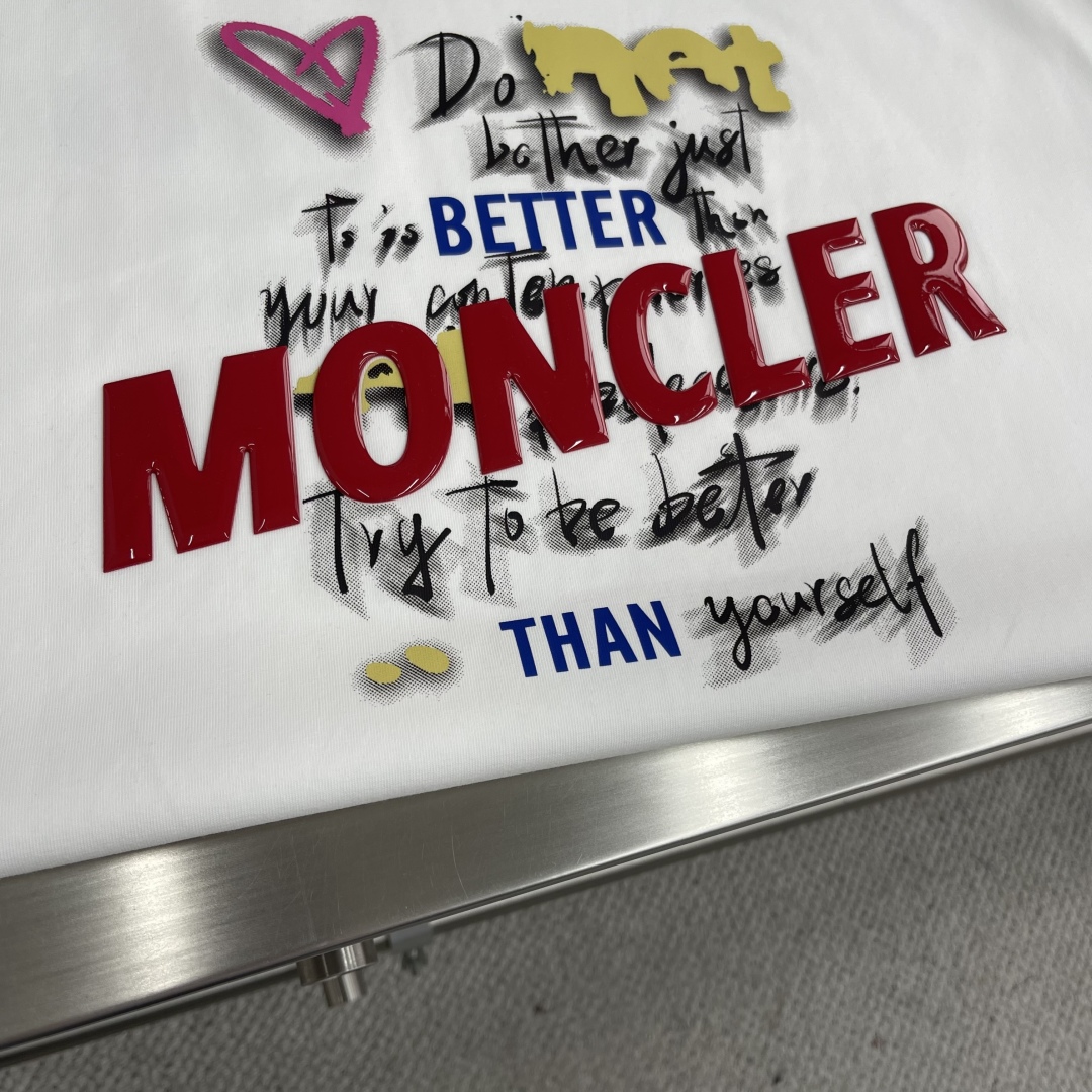 Moncler White Cotton T-Shirt with Logo Patch - Comfortable & Stylish 7 cmp i1743934159415 4831 0 4