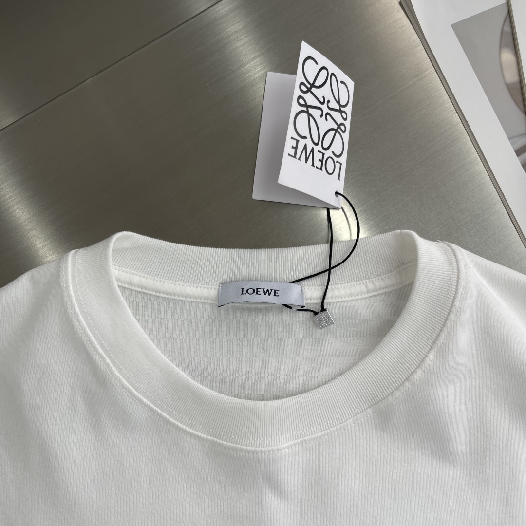 Loewe Printed Cotton T-Shirt With Fringed Logo | Short Sleeve Tee 3 cmp i1743934538843 4879 0 0