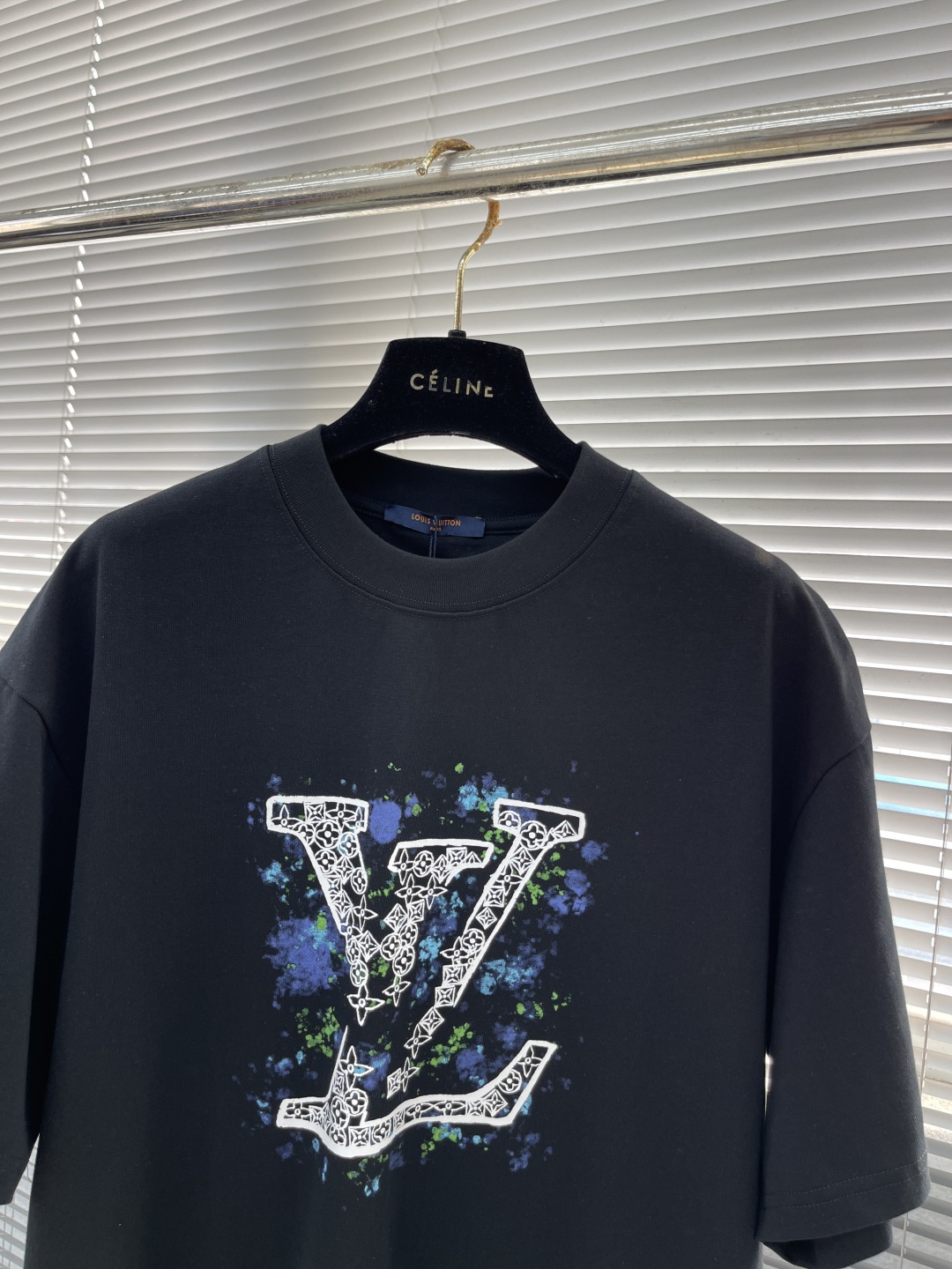 Louis Vuitton 2025 Spring/Summer Printed Logo Short Sleeve T-Shirt 2 cmp i1744022845311 330 0 6