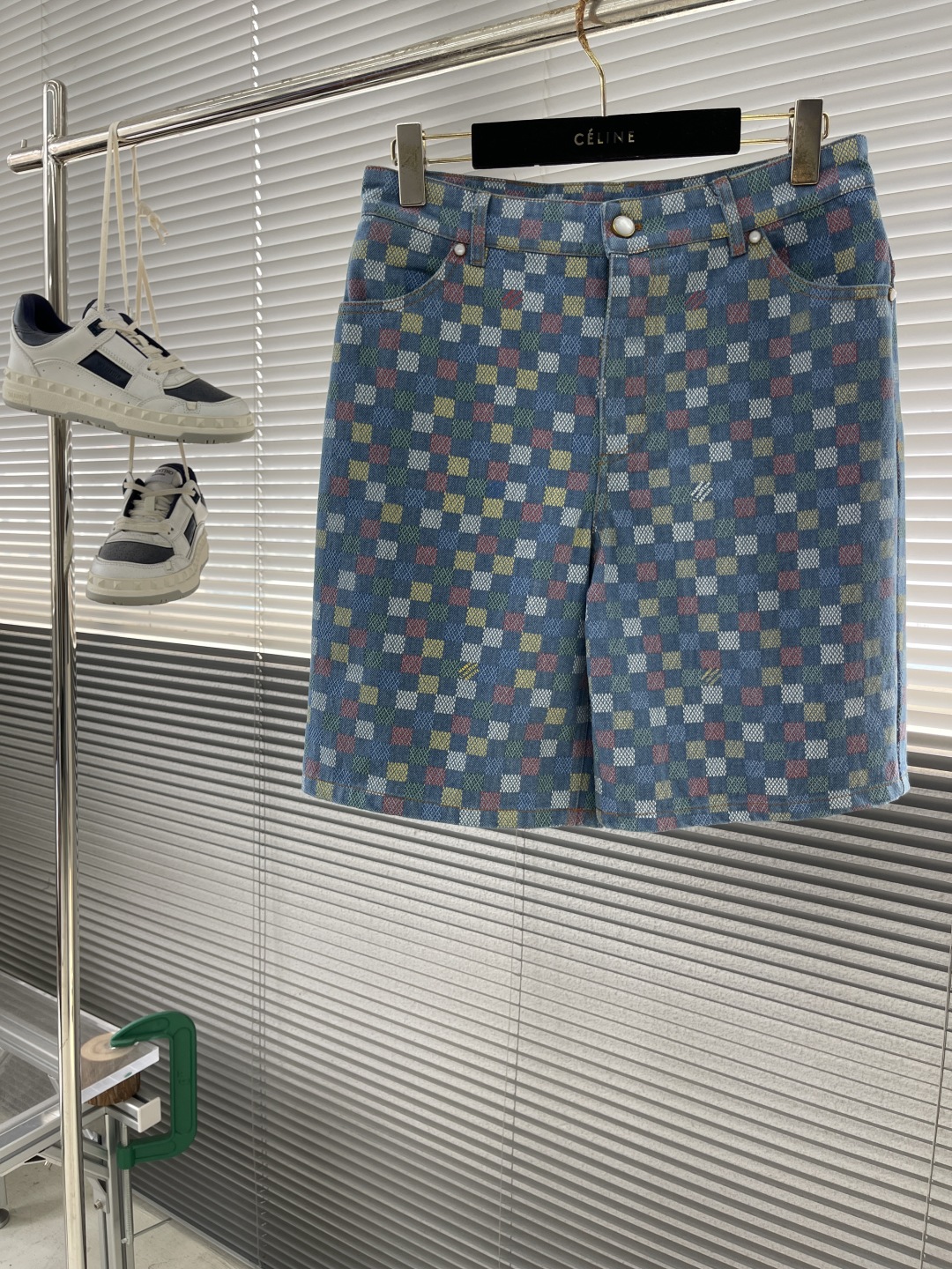 Louis Vuitton 25SS Damier Pattern Shorts - Summer Trend 1 cmp i1744024383950 8190 0 6