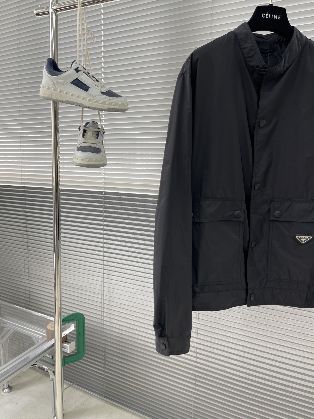 Prada Re-Nylon Jacket: Lightweight, Water-Resistant, and Wrinkle-Resistant 3 cmp i1744024410121 8308 0 6