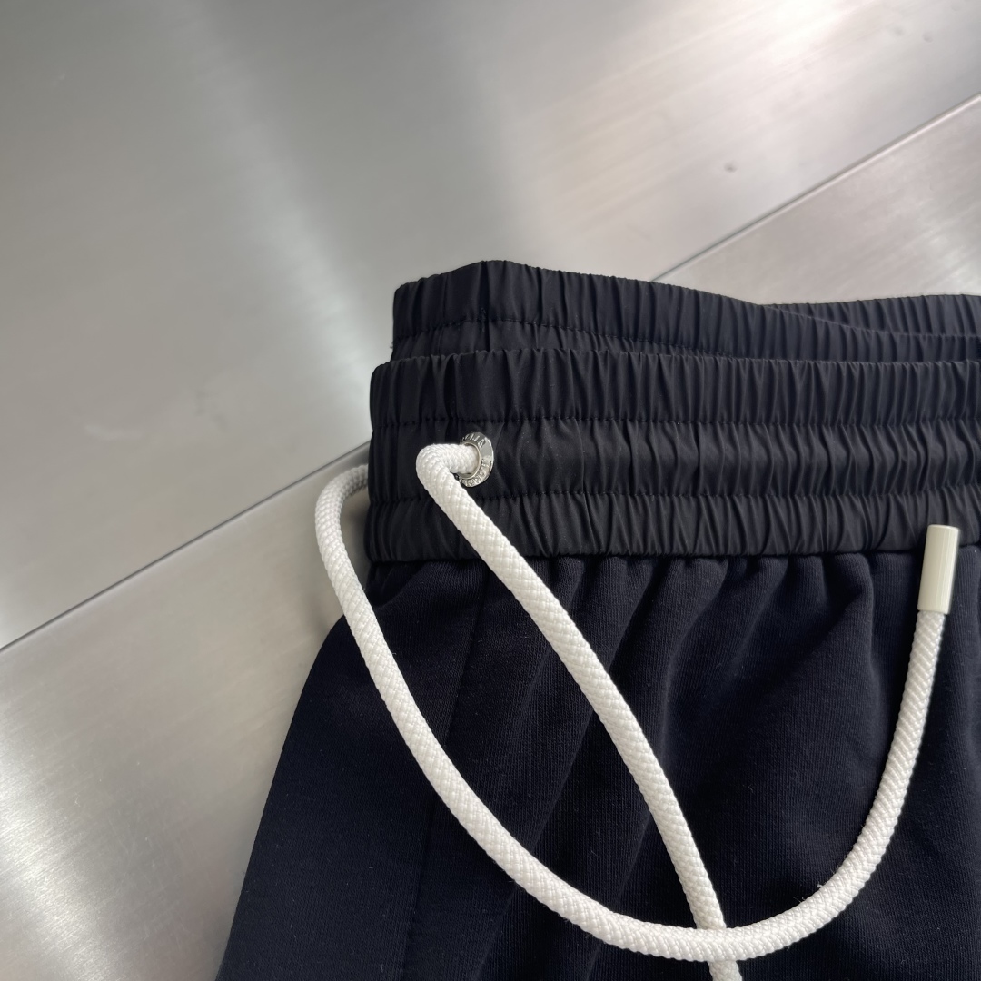 Moncler 2025 Spring/Summer Casual Sweatpants with Embroidered Logo 4 cmp i1744027241378 830 0 1