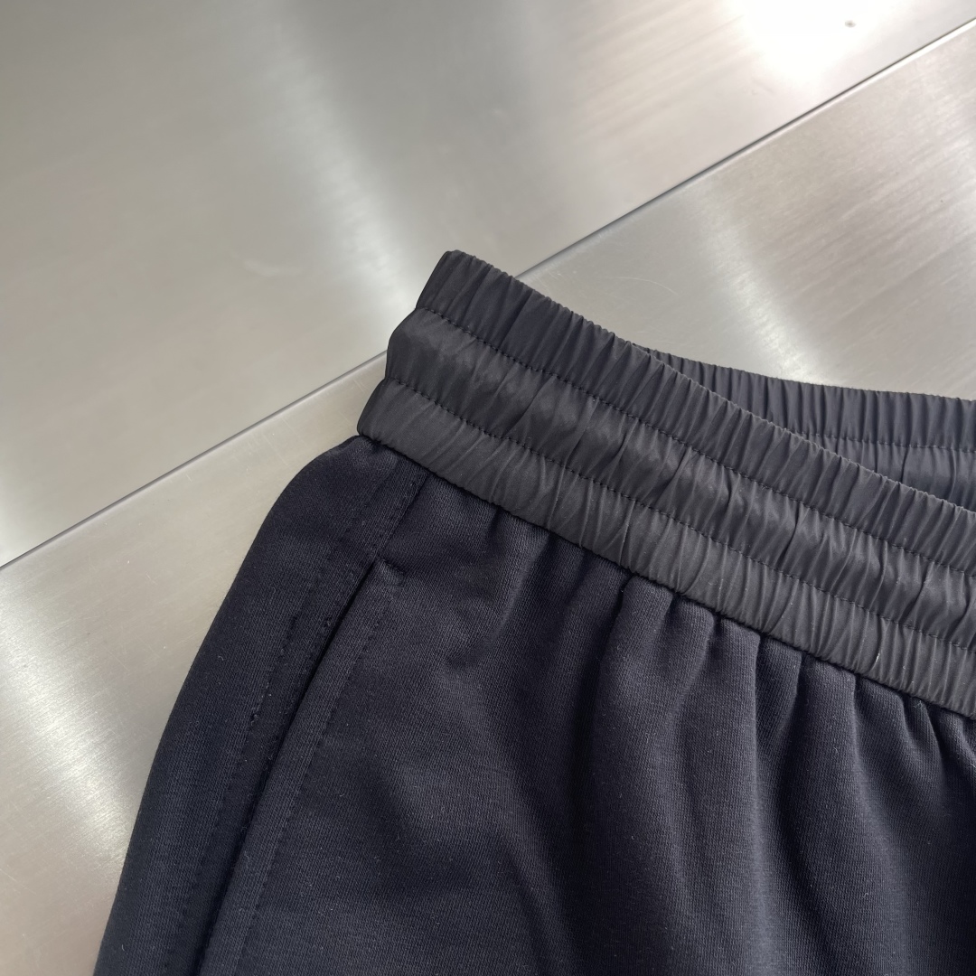 Moncler 2025 Spring/Summer Casual Sweatpants with Embroidered Logo 5 cmp i1744027241392 9172 0 2