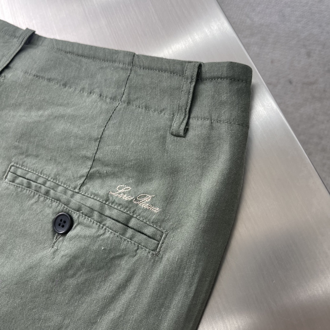 -Loro Piana 2025ss春夏新款商务休闲裤,非常有品味一款轻商务系列………………
是有品