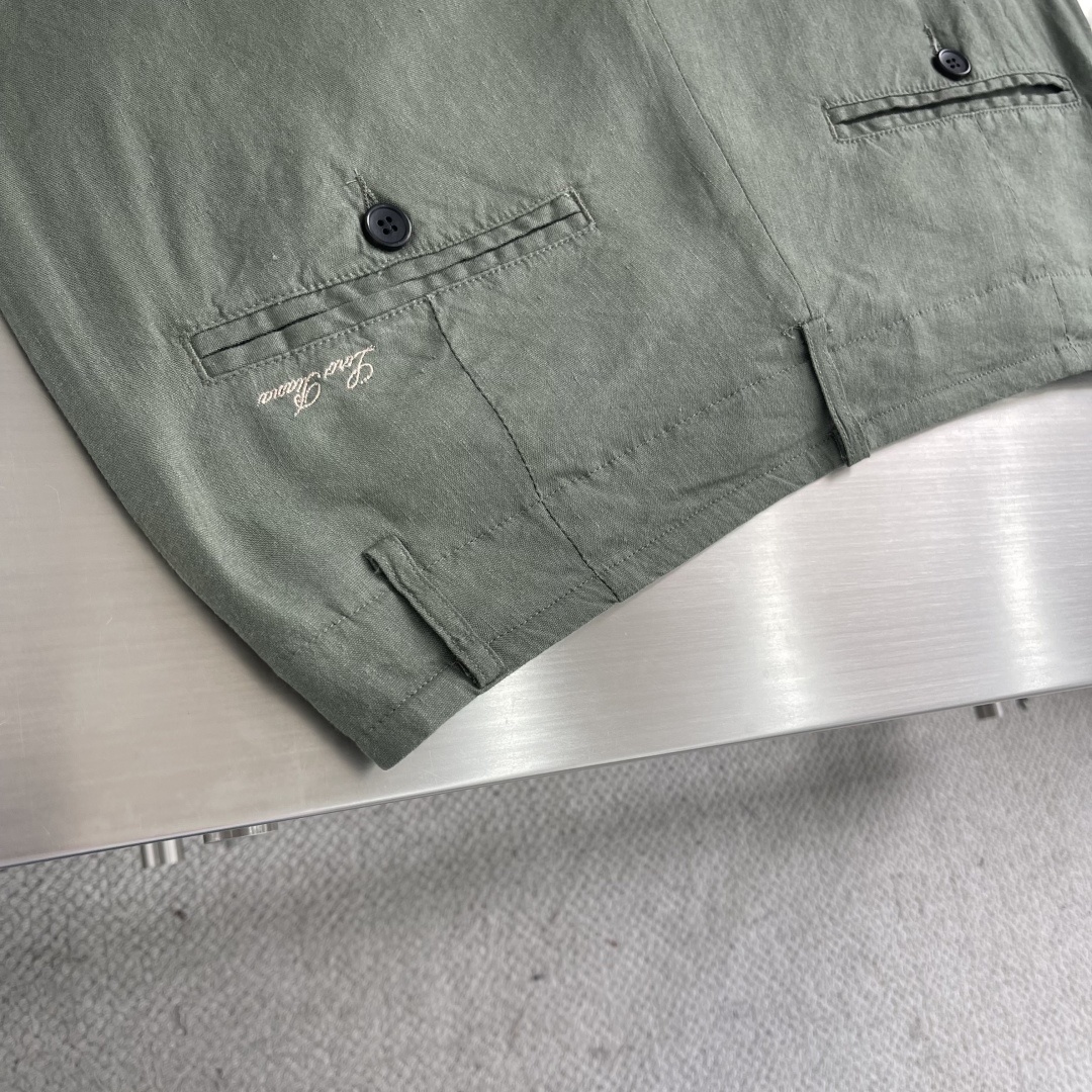 -Loro Piana 2025ss春夏新款商务休闲裤,非常有品味一款轻商务系列………………
是有品