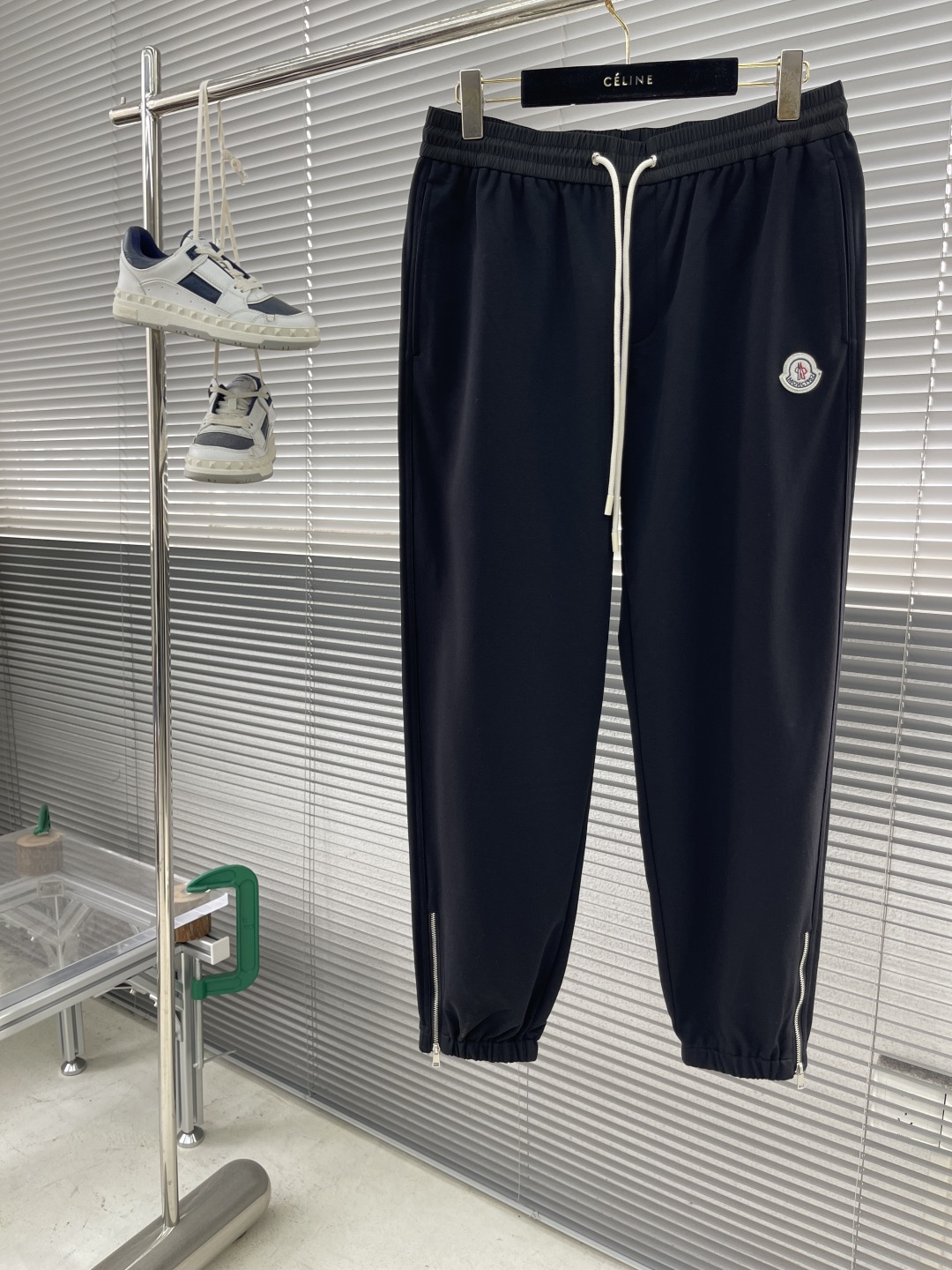 Moncler 2025 Spring/Summer Casual Sweatpants with Embroidered Logo 1 cmp i1744109650099 4917 0 6