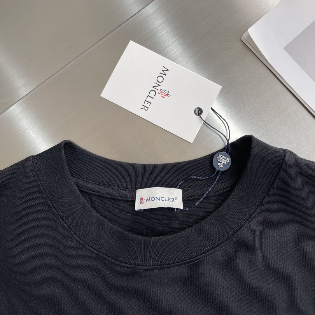 Moncler Men's Classic Logo T-Shirt - Premium Cotton, Comfortable Fit 3 cmp i1744111037752 3922 0 0