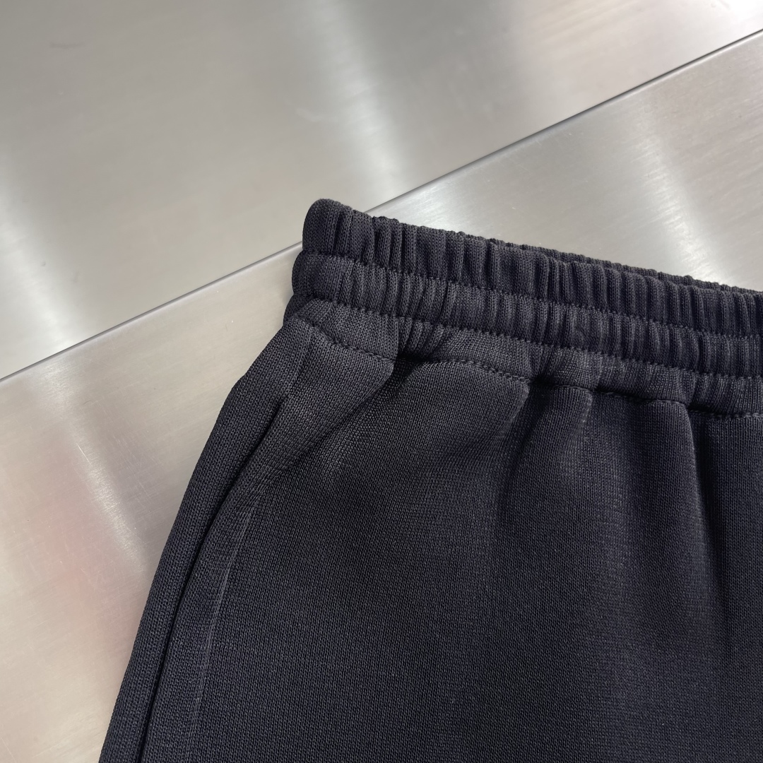 Balenciaga Men's Black Basketball '01' Knit Shorts with Drawstring Waist 4 cmp i1744111772043 4222 0 1
