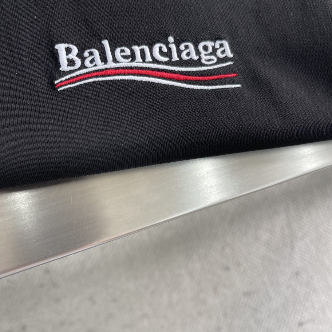 Balenciaga 2025 Summer New Front and Back Letter Embroidered T-Shirt 5 cmp i1744112009331 9722 0 1