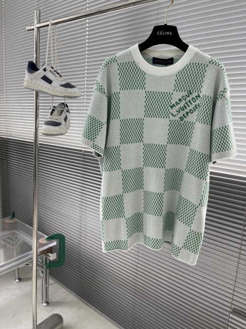 Louis Vuitton 25SS Damier Pattern T-Shirt with Marque L. Vuitton Déposée 1 Louis Vuitton 25SS Damier Pattern T-Shirt with Marque L. Vuitton Déposée