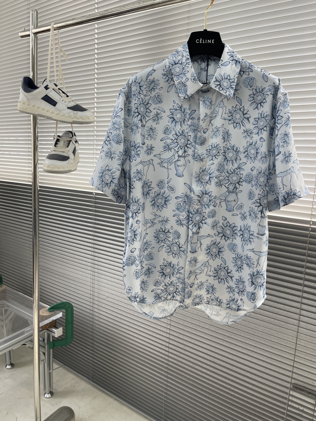 Dior x HYLTON NEL Collaboration Silk Jacquard Short-Sleeve Shirt 1 cmp i1744112993092 2334 0 5