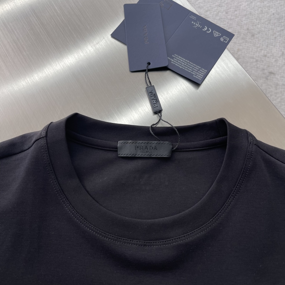 Prada Milano Logo T-Shirt - Heavyweight Fabric, Enzyme Wash for Comfort 3 cmp i1744195986965 1473 0 0