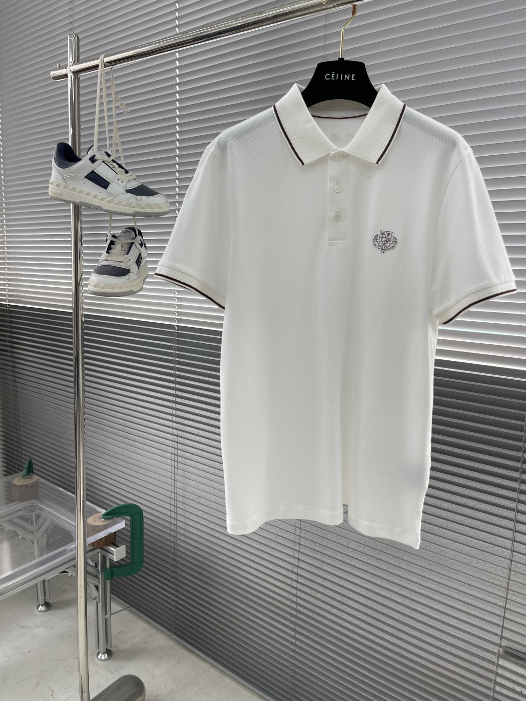 

-Loro Piana  2025春夏新品 春夏新款进口透气莱赛尔翻领撞色POLO衫
奢华贵气的质感