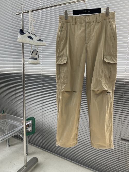 Balenciaga 2025 Spring/Summer Khaki Cargo Pants - Straight Leg, Large Pockets 1 Balenciaga 2025 Spring/Summer Khaki Cargo Pants - Straight Leg, Large Pockets