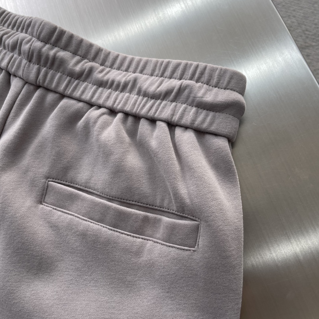 Y-3 Yohji Yamamoto Spring/Summer 2025 Casual Sweatpants with Brand Accents 9 cmp i1744278797206 8297 0 6