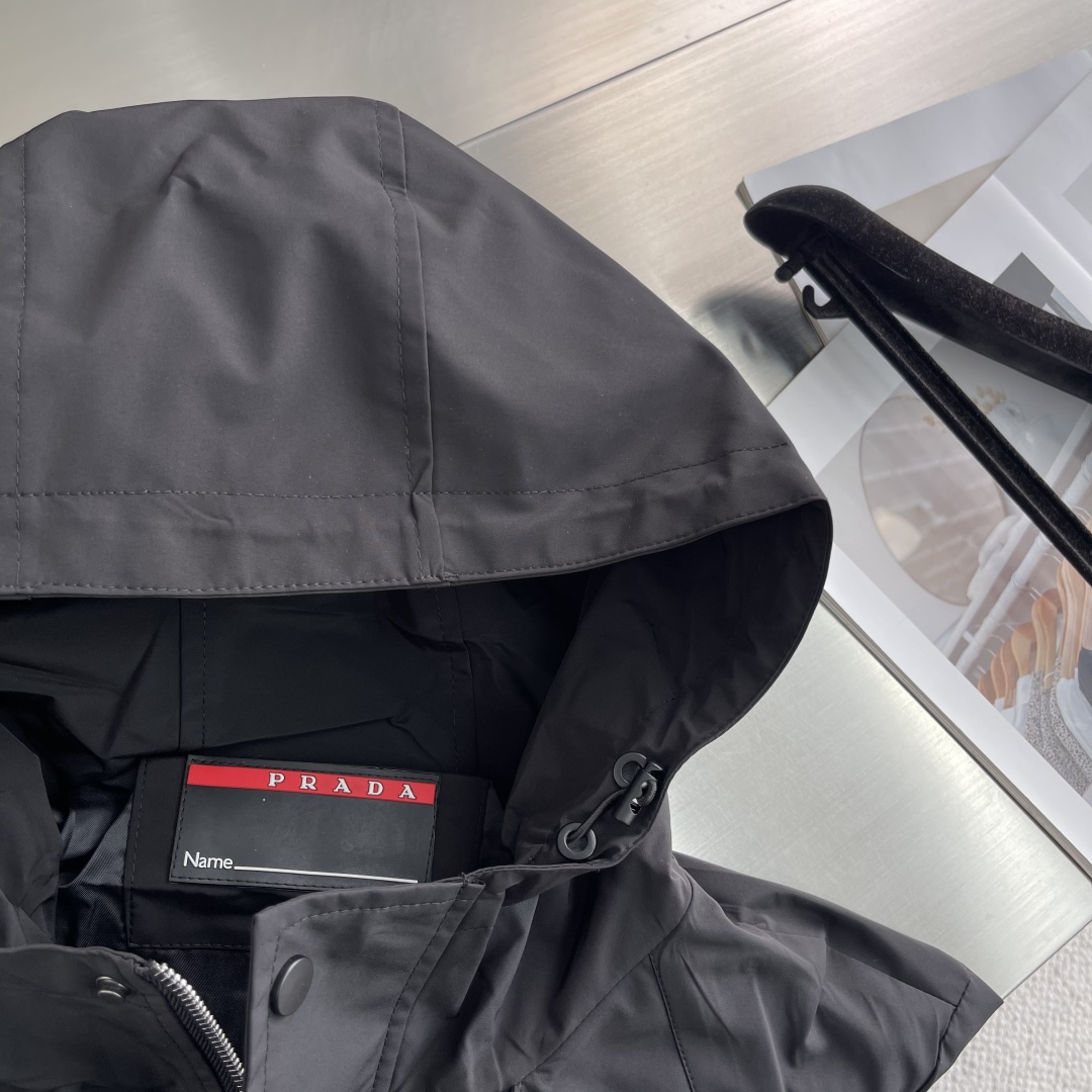 Prada Men's Hooded Windbreaker Jacket | Italian Fabric, Classic Design 3 cmp i1744438196942 7997 0 0
