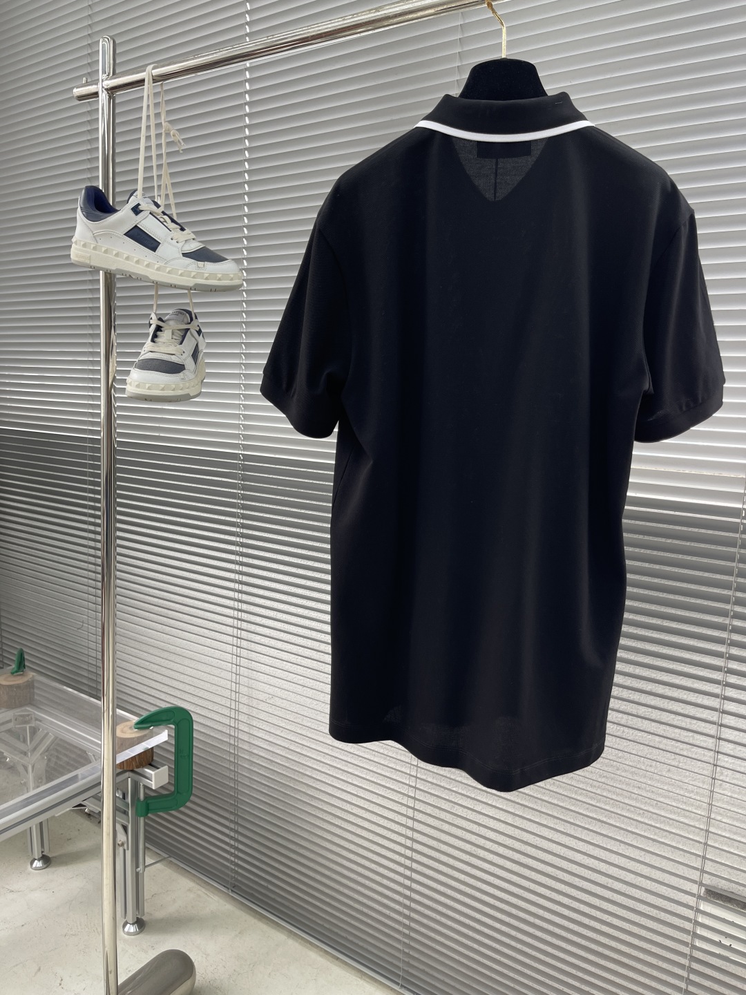 Gucci Men's Black Polo Shirt with Contrast Trim - Stylish & Comfortable 8 cmp i1744536161289 8073 0 7